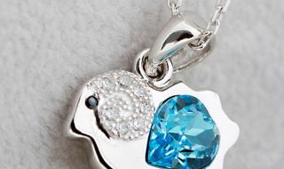 施华洛世奇水晶项链