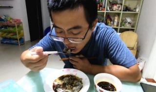 土笋冻是什么做的